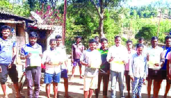 గృహాల లబ్ధిదారుల ఆందోళన