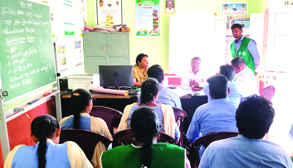 రైతులు ఇకెవైసి చేసుకోవాలి