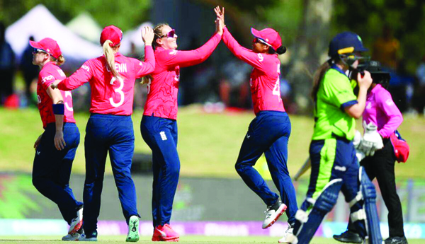 England-beat-Ireland-comfortably-by-four-wickets