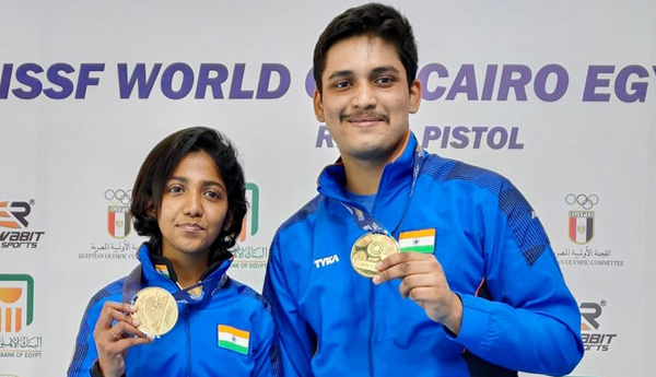 Gold-for-the-mixed-team-ISSF-World-Cup-shooting