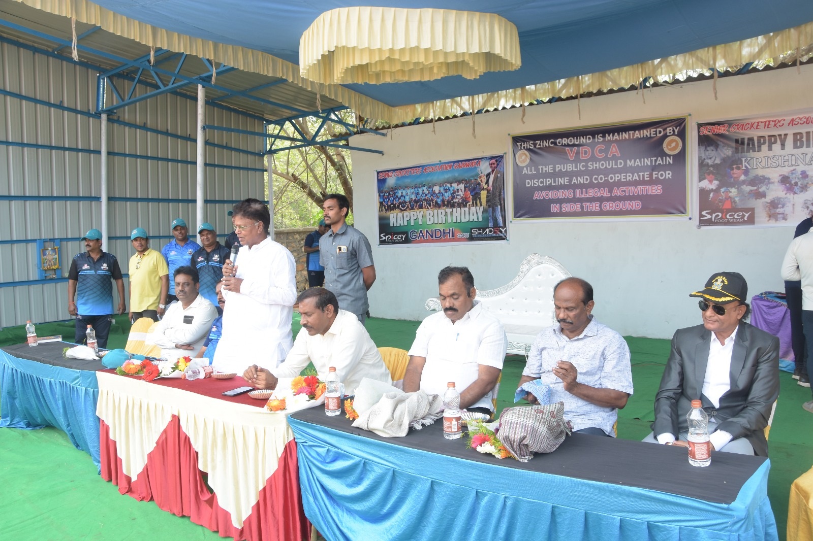  యువత క్రికెటర్లకు సీనియర్స్‌ ఆదర్శం