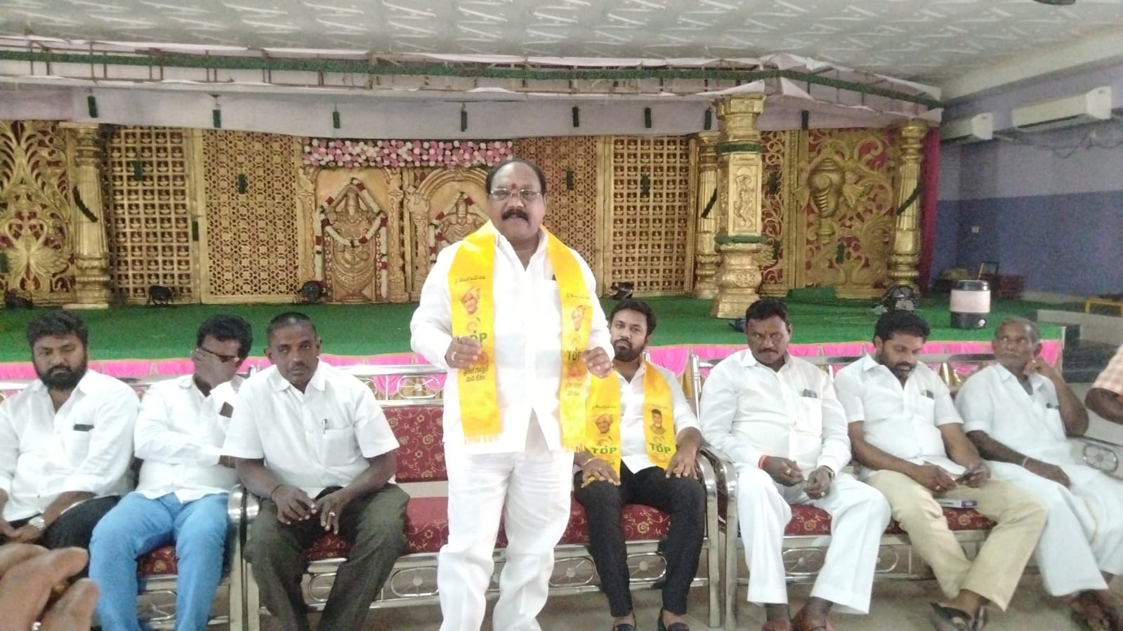 ఇసుక మాఫియాకు అడ్డగా కోవూరు