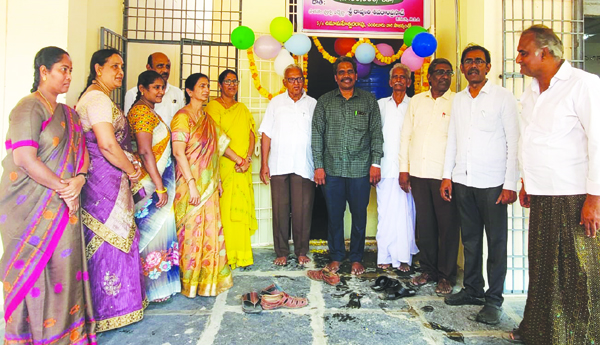 పాఠశాల పూర్వ విద్యార్థికి ధన్యవాద సభ