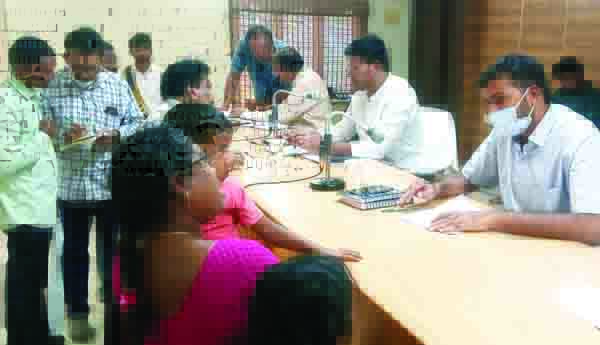 స్పందనకు 61 అర్జీలు