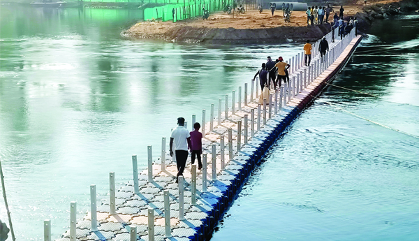 మన్యం కొండ జాతరకు సీలేరు నదిపై ఫ్లోటింగ్‌ జెట్‌ బ్రిడ్జి