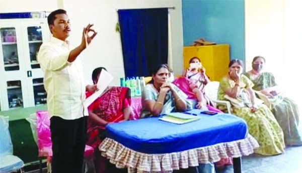  ఆశ్రమ పాఠశాలలో తల్లిదండ్రుల సమావేశం