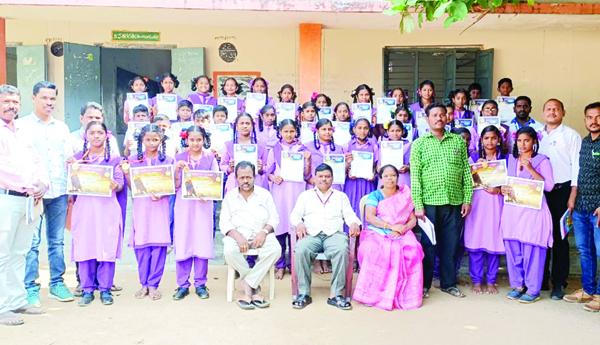 జాతీయ స్థాయి చిత్రలేఖనం పోటీల్లో ప్రతిభ