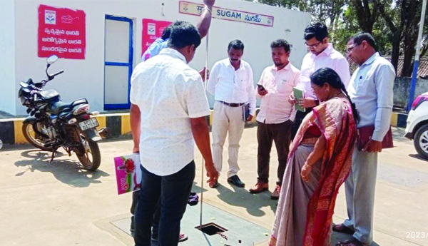 పెట్రోల్‌, డీజిల్‌ పక్కదారి పట్టిస్తే చర్యలు