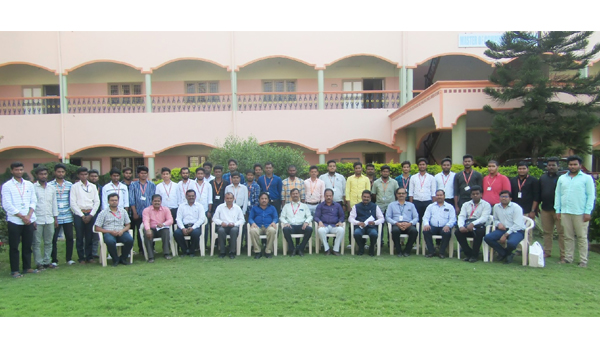 pharma-students-selected-in-campus-interview