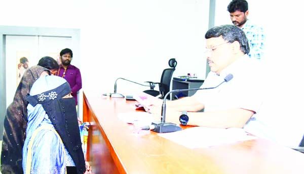 స్పందన అర్జీలను పరిష్కరించాలి