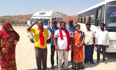 ఆధ్వర్యంలో ధర్నా
