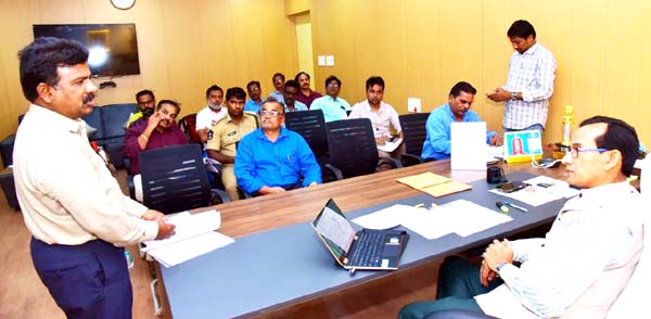 నేతన్నలపై ప్రభుత్వాలది సవతి తల్లి ప్రేమ