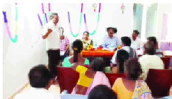 నల్లమట్టిపాలెంలో గ్రామసభ