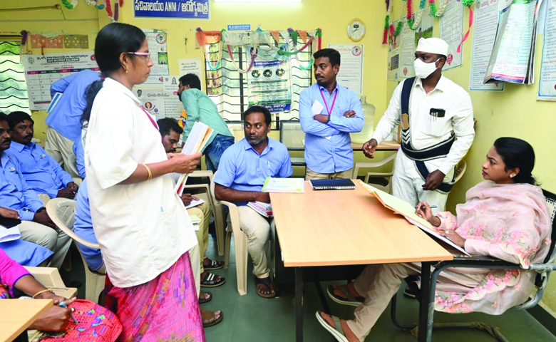 విధుల్లో నిబద్ధత పాటించాలి