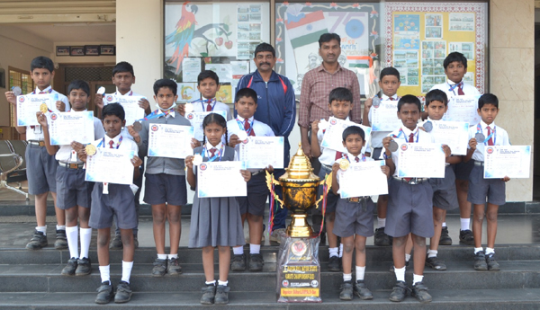 saint-jhons-students-in-karate