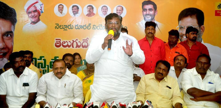 అజీజే అభ్యర్థి.. శ్రీధర్‌రెడ్డి మాకొద్దు..!