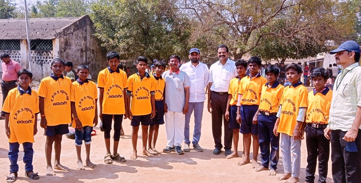 గడ్డంవారిపల్లి విద్యార్థులకు అభినందనలు