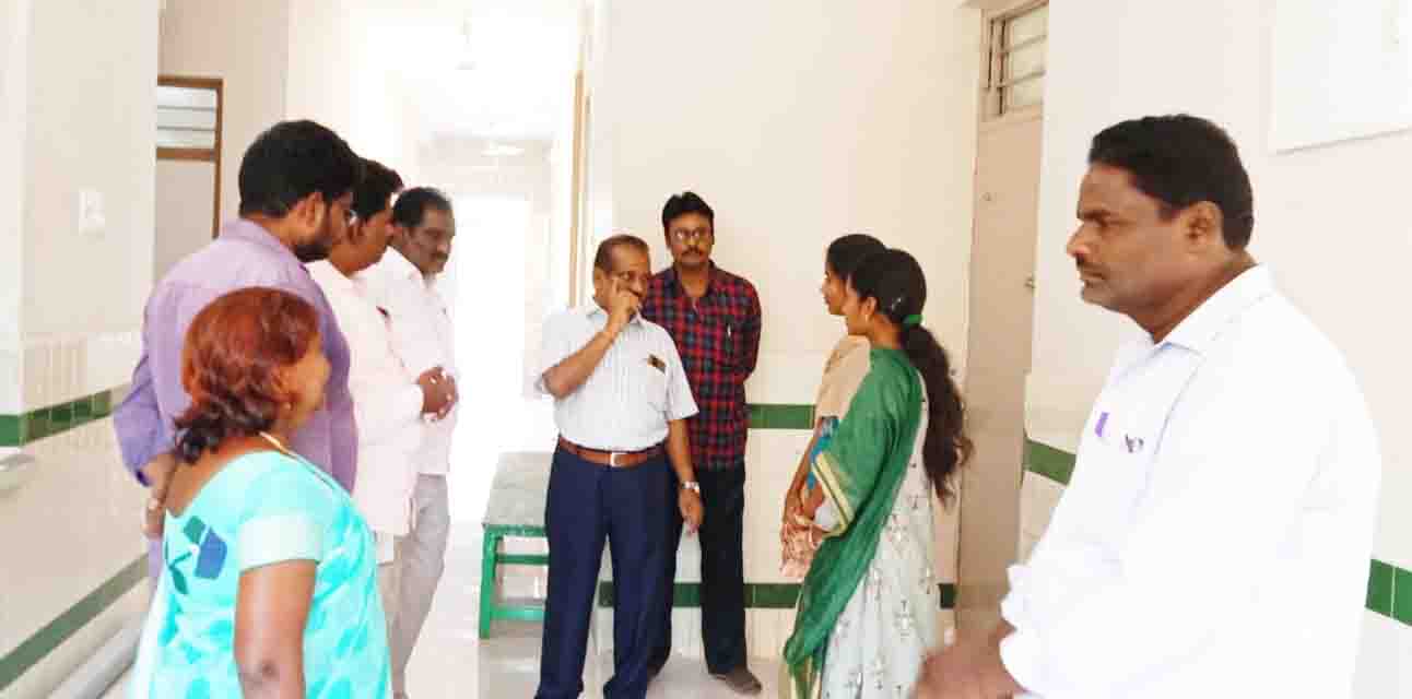 ఆరోగ్య కేంద్రంలో అకస్మిక తనిఖీలు