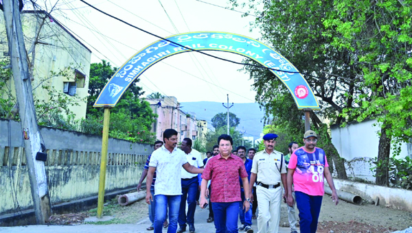 సింహగిరి రైల్వే కాలనీలో డిఆర్‌ఎం తనిఖీ