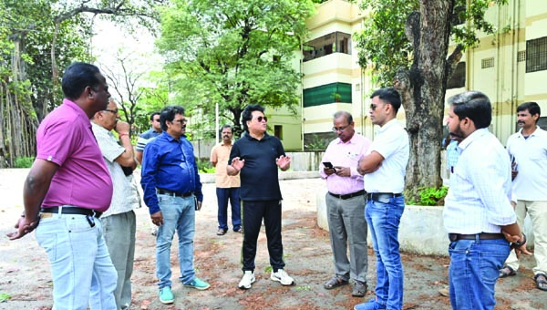 రైల్వే కాలనీల్లో డిఆర్‌ఎం ఆకస్మిక తనిఖీ