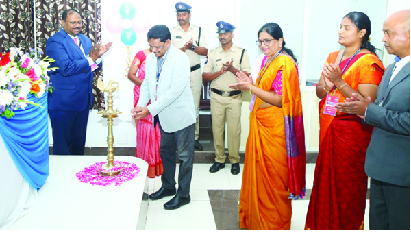 కేంద్రకారాగారంలో అధికారులకు కార్యశాల