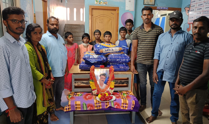 వికలాగుల పాఠశాలకు ఆర్థిక సాయం