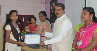స్వశక్తితో ఎదగాలి