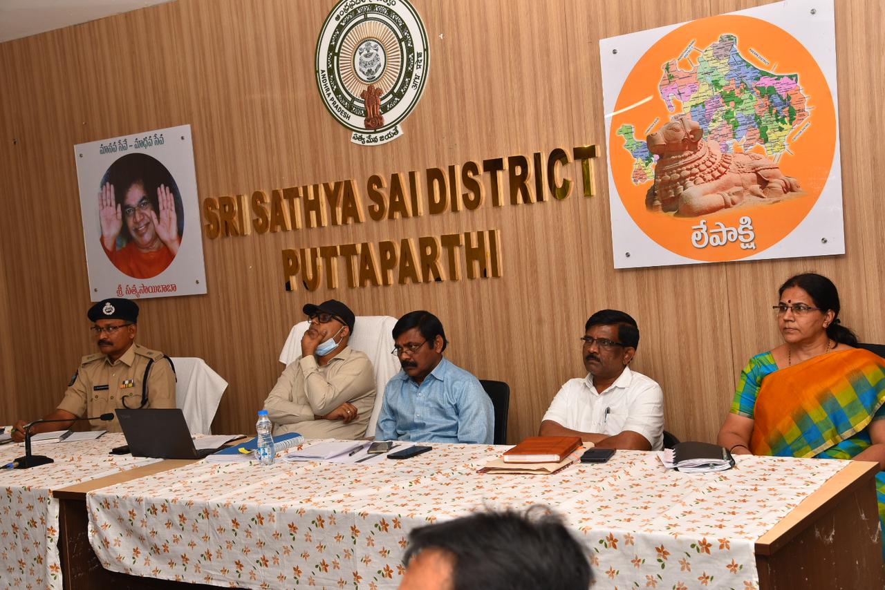 ఎన్నికల నిర్వహణకు పటిష్ట ఏర్పాట్లు
