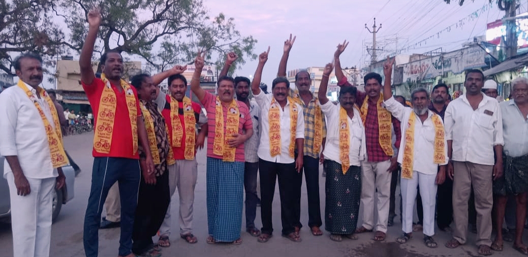టిడిపి ఎంఎల్‌ఎలపై దాడి అమానుషం