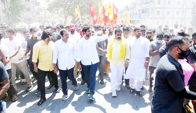 అవినీతి అక్రమాల భరతం పడతాం