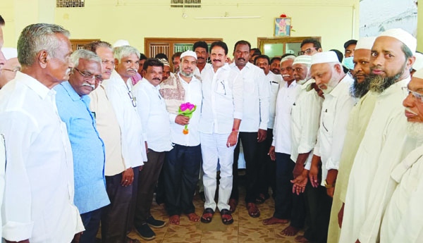 వైసిపి మైనార్టీ సెల్‌ జిల్లా అధ్యక్షుడిగా నజీర్‌ అహ్మద్‌