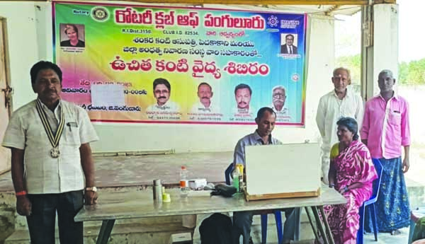 85 మందికి కంటి పరీక్షలు