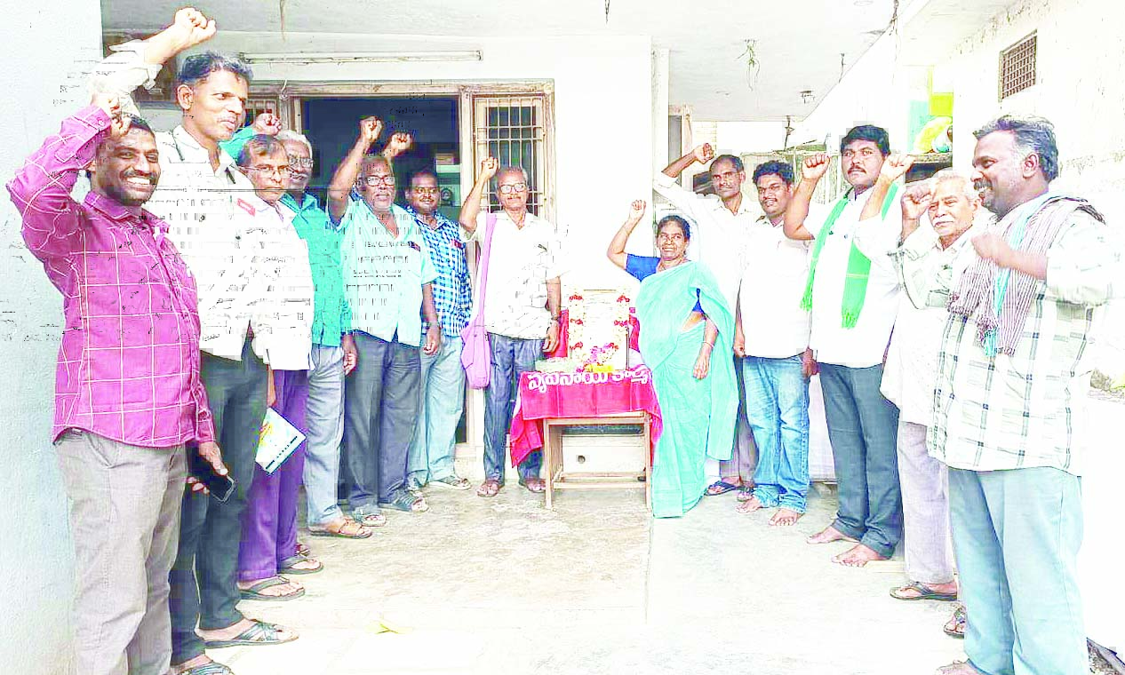 బాపనయ్య ఆశయ సాధనకు కృషి చేయాలి