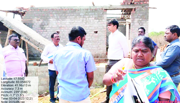 ఉగాది నాటికి గృహ నిర్మాణాలు పూర్తి