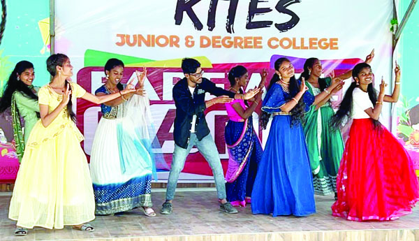 ఘనంగా కైట్స్‌ కళాశాలలో వీడ్కోలు సభ