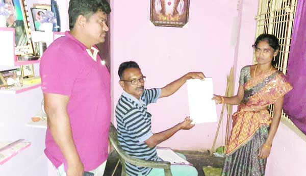 సిఐటియు నేతల గృహ నిర్బంధం