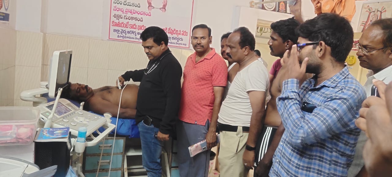 పోలీసులకు ఉచిత వైద్య పరీక్షలు