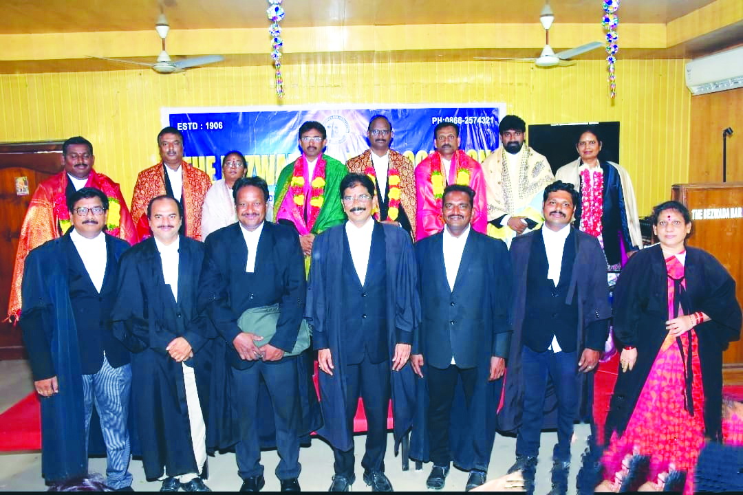 'బార్‌' నూతన కమిటీ ప్రమాణ స్వీకారం