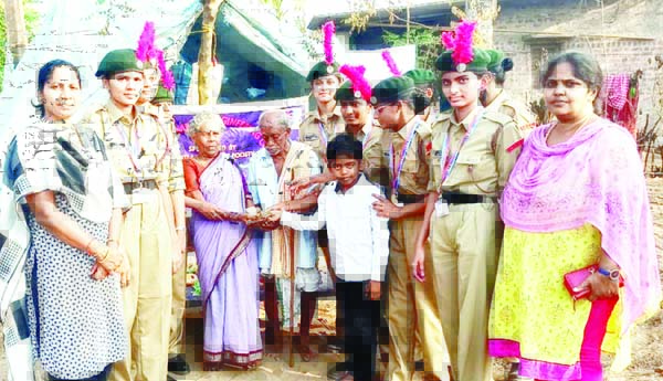  బాధితులకు ఆర్థిక సాయం