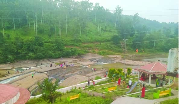 బోసిపోయిన చాపరాయి