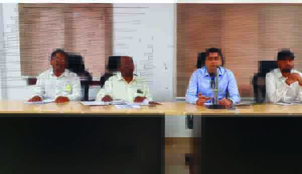 వైద్యులు అందుబాటులో ఉండాలి