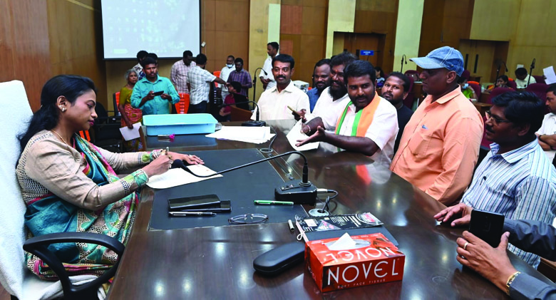 గడువులోపు 'స్పందన' పరిష్కారం అందించాలి
