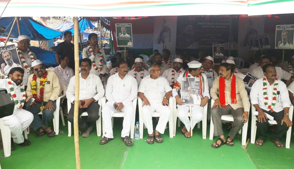 congress-protest-against-rahul-disqualify