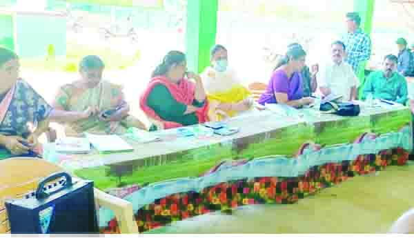 చెత్త రహిత గ్రామాలుగా తీర్చిదిద్దాలి