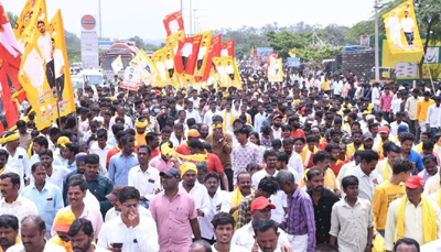 యువకుల్లో ఉత్సాహం