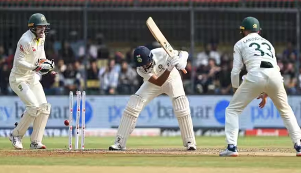 Bad-pitch-ICC-on-indoor-pitch