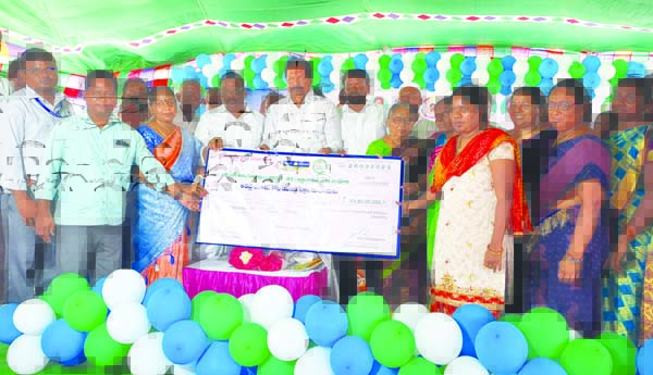 ప్రతి ఆడపడుచు లక్షాధికారి కావడమే లక్ష్యం