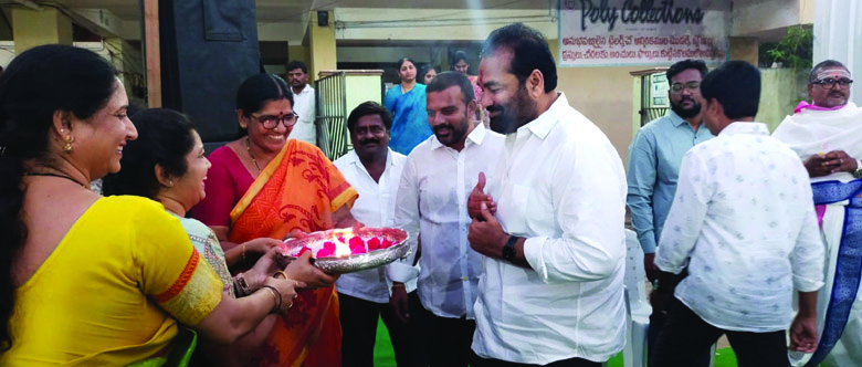 వంతెన నిర్మాణం కోసం జలదీక్ష
