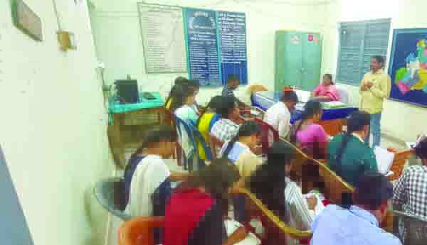 భూముల రీ సర్వేపై సమీక్ష