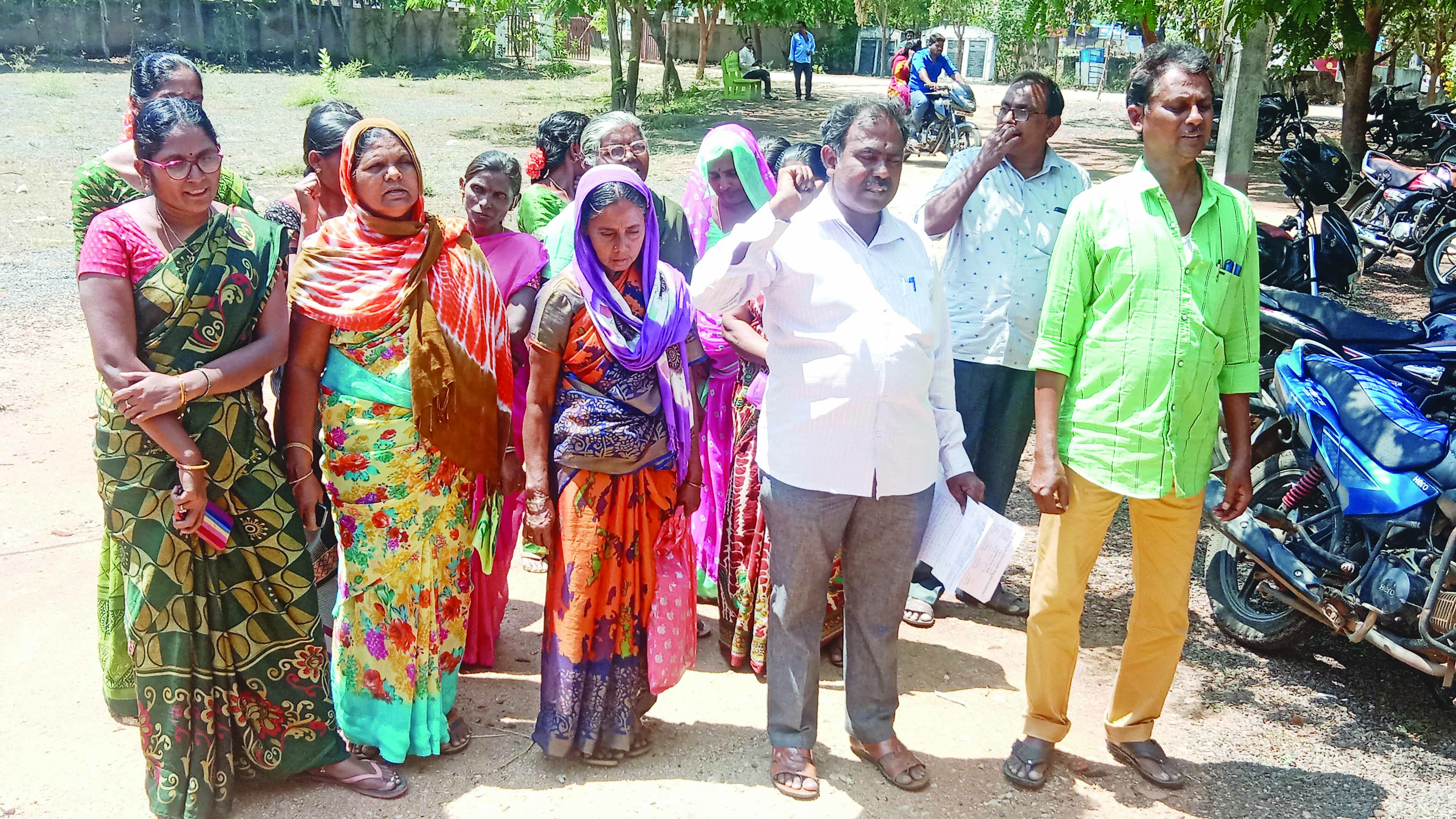 మిడ్డే మీల్స్‌ కార్మికుల సమస్యలు పరిష్కరించాలి